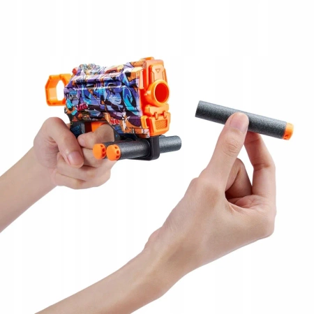 WYRZUTNIA X-SHOT KEEP OUT SKINS MENACE NA pistolet +strzałki do wyrzutni