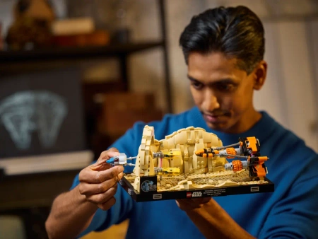 LEGO STAR WARS 25-LECIE 75380 WYŚCIG ŚCIGACZY Diorama Gwiezdne Wojny 718 el