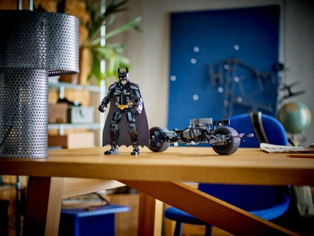 LEGO 76273 Klocki Super Heroes Figurka Batmana do zbudowania i batcykl