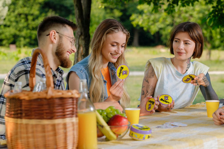 OUTLET DOBBLE REBEL gra planszowa karty doble dople dla dzieci karciana POLSKA
